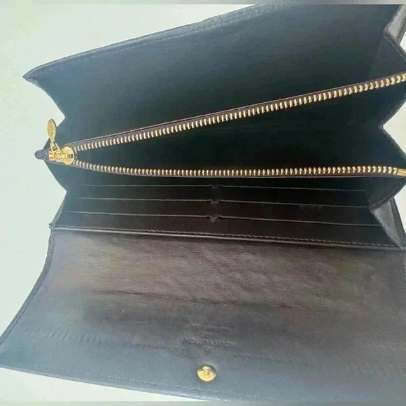 LOUIS VUITTON Sarah Vernis Wallet - Picture 7 of 8